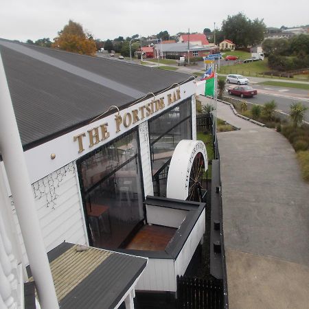 The Kentish Hotel Waiuku Exterior photo