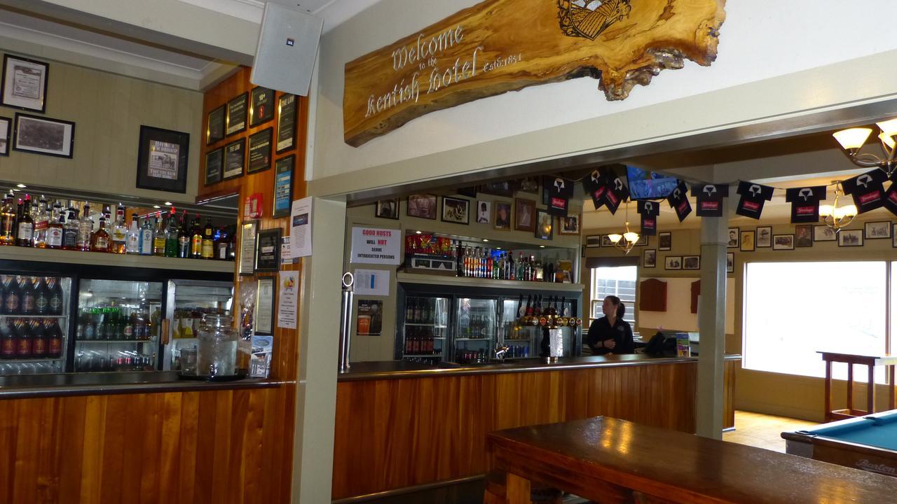 The Kentish Hotel Waiuku Exterior photo